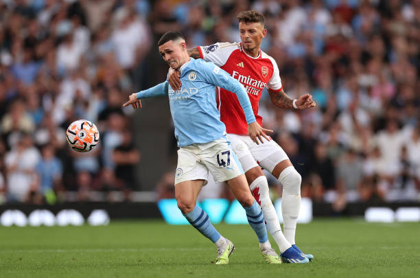 也透露出主 也透露出主