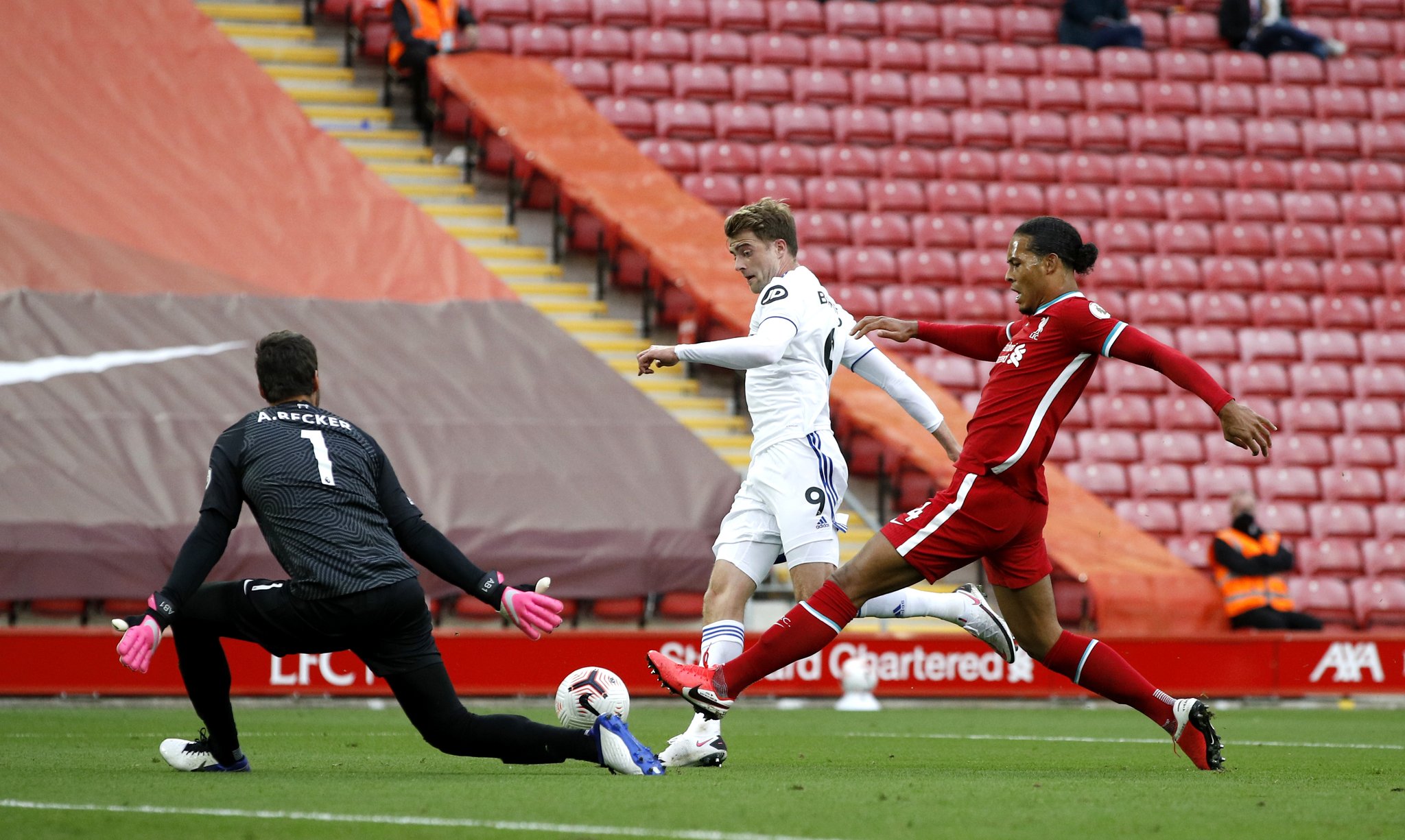 帮助热火两 帮助热火两